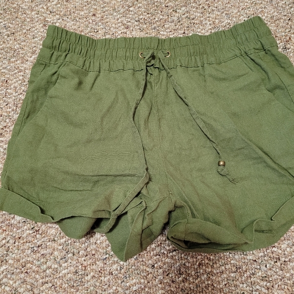 Olive green linen tie shorts - Picture 1 of 5